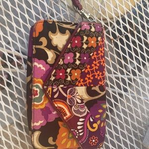 Vera Bradley cute wristlet